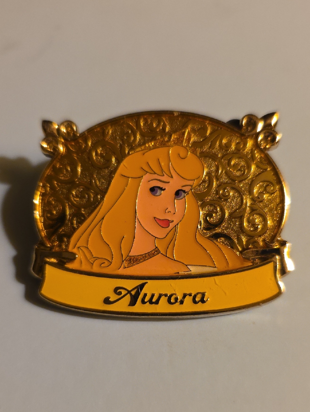 Aurora Wdi Gold Frame Pin Le 300